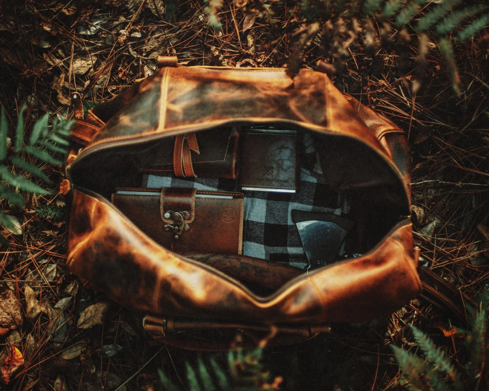 The “Hemingway” Buffalo Leather Duffle Bag - Image 10