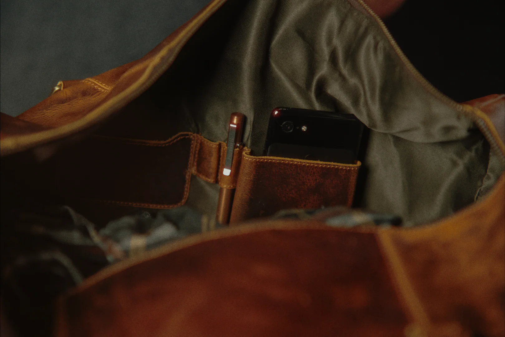 The “Hemingway” Buffalo Leather Duffle Bag - Image 8