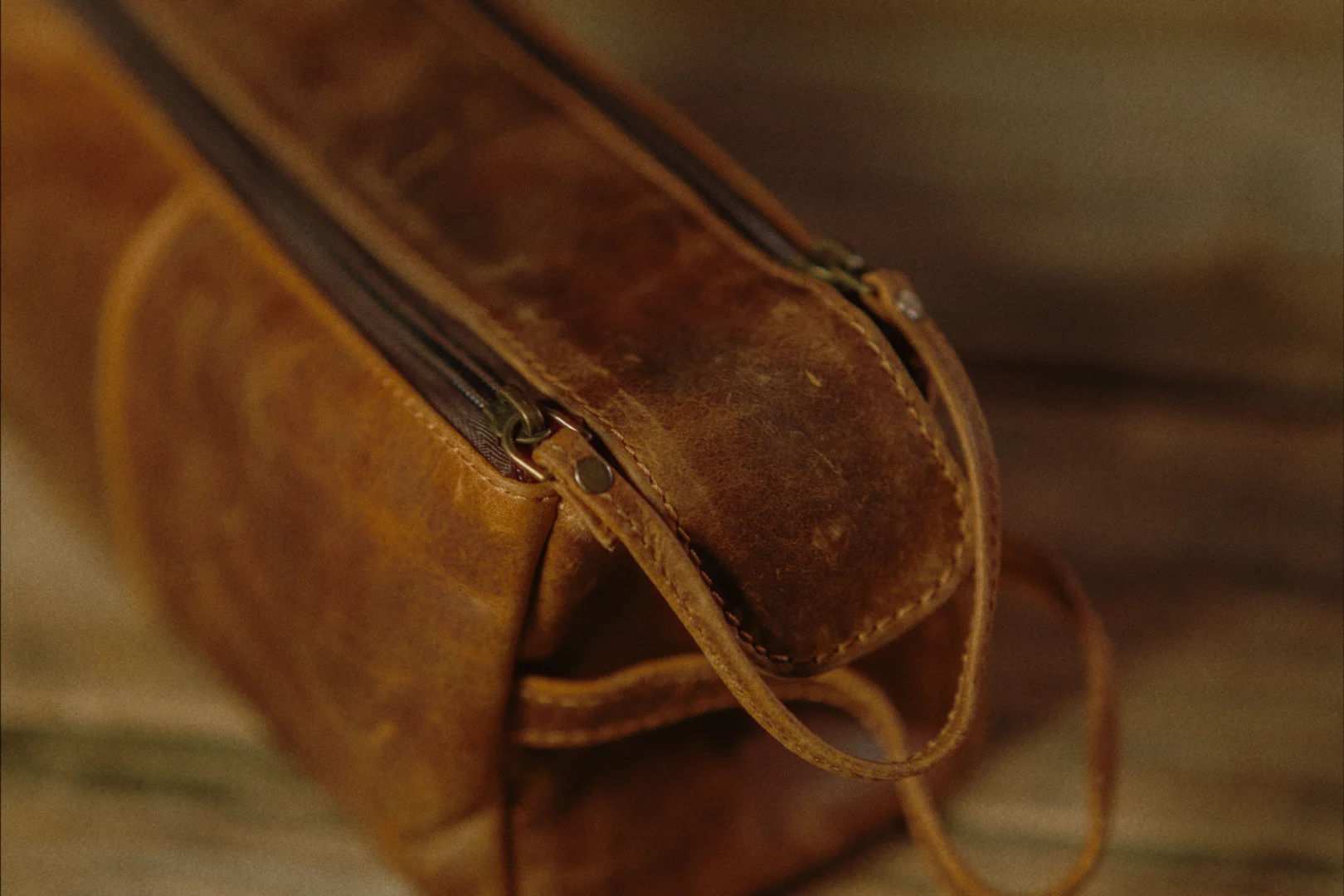 The Draper Leather Toiletry/Dopp Bag - Image 4