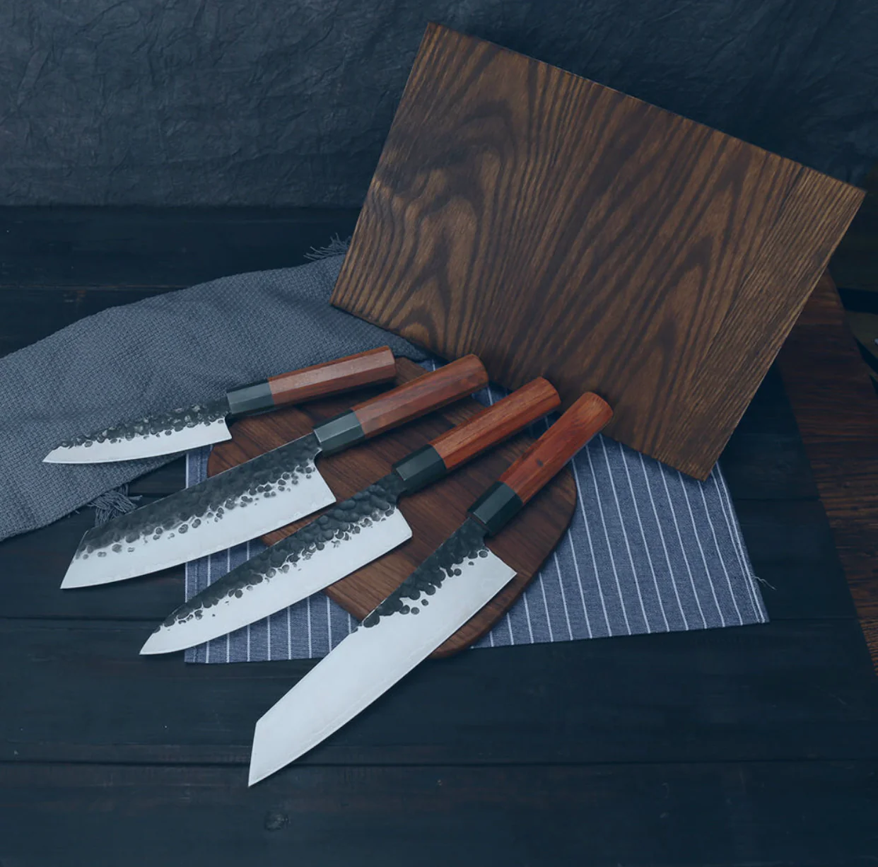 Four Piece Chef Knife Set With Magnetic Block - Image 4