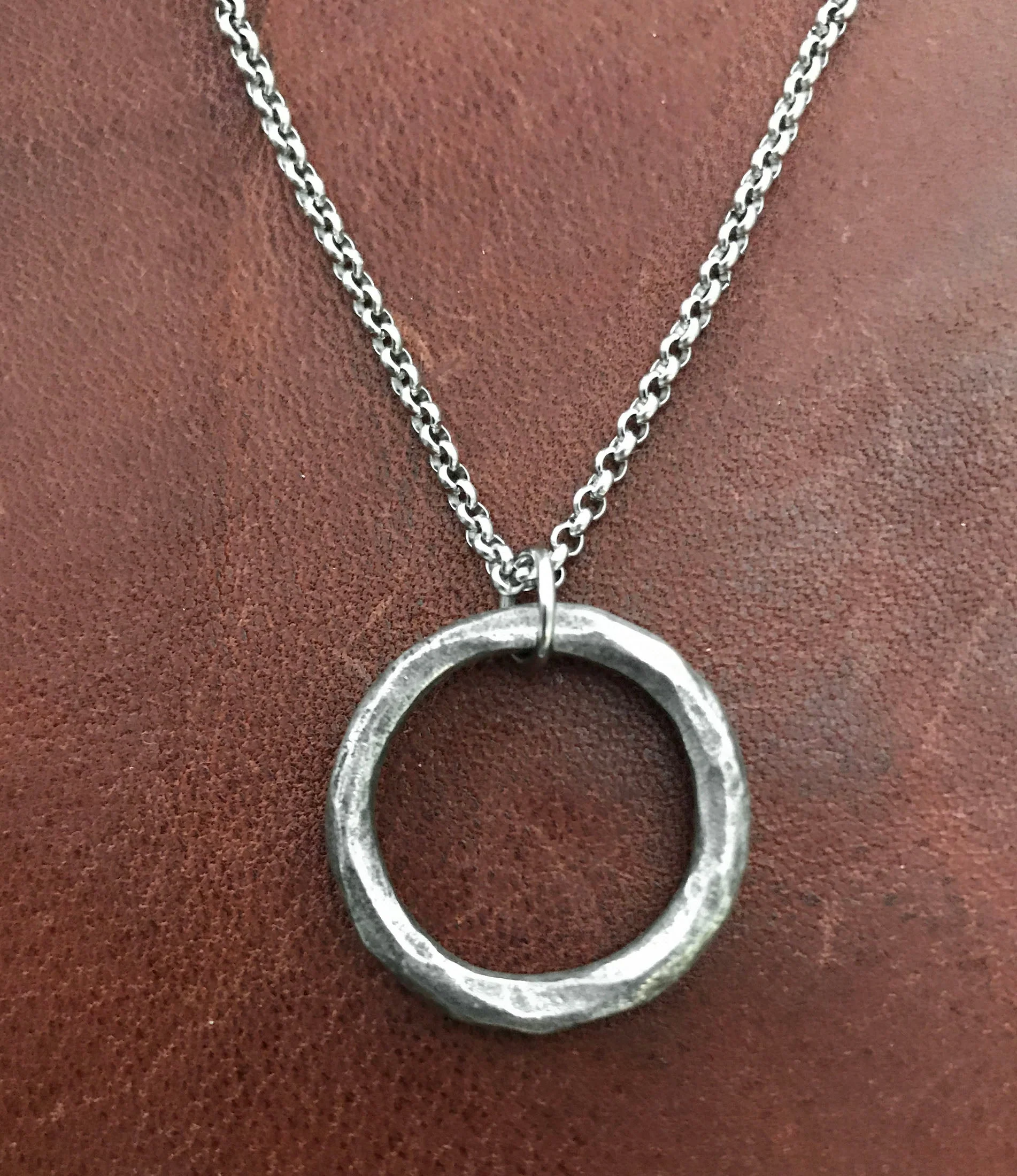 Men's Necklace, Antiqued Hammered Eternity Ring, Unisex Jewelry, Men's Fashion, Available in 20 or 24 Inch Chain, ST-012 - Image 3